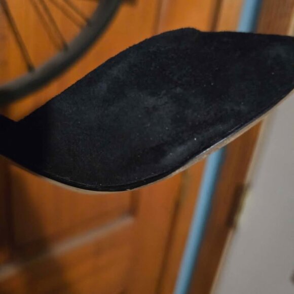 Size 8.5 Steve Madden Luxe Black High Heels with Silver Beads - Picture 8 of 9